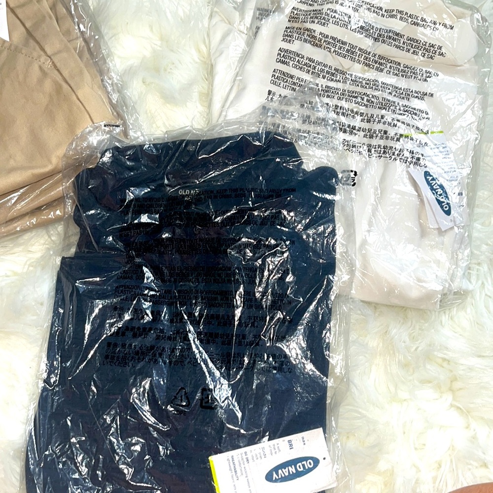 BACK 2 SCHOOL (5) khaki 👖 (3) Uniform Polos 👕 - **BUNDLE**